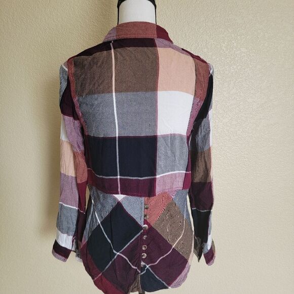 Maunces shirt  - Picture 3 of 8